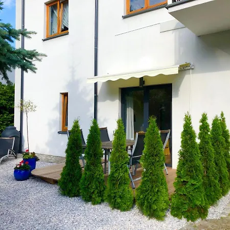 Panzió 4 Pory Roku & Uznam