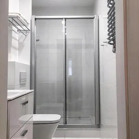 4 Pory Roku&uznam Nocleg ze śniadaniem