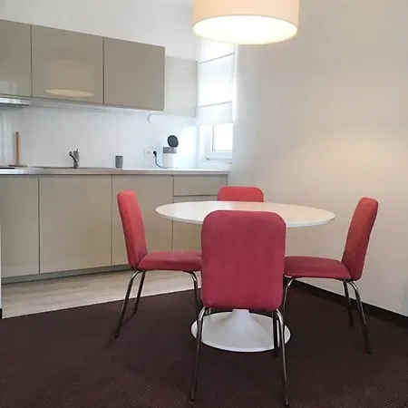 4 Pory Roku Bed & Breakfast 3*