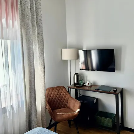 4 Pory Roku & Uznam فندق مبيت وإفطار