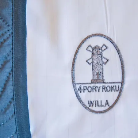4 Pory Roku 3*