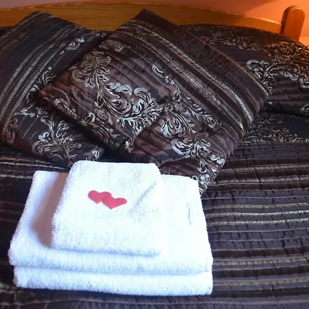 4 Pory Roku Bed & Breakfast 3*