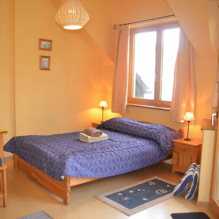 4 Pory Roku Bed & Breakfast 3*