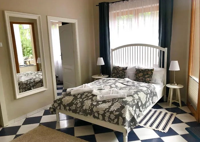 4 Pory Roku & Uznam 4*