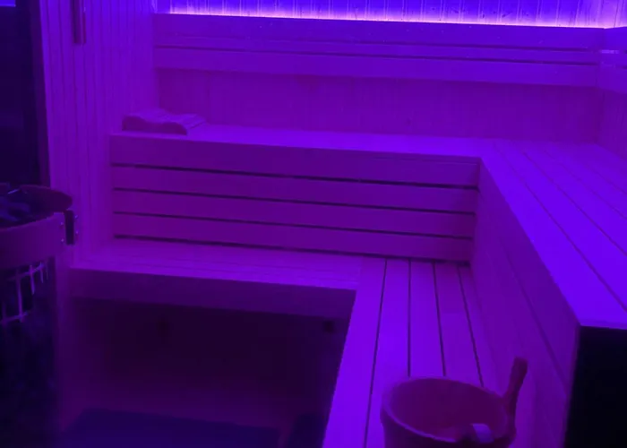 Panzió 4 Pory Roku & Uznam 4*