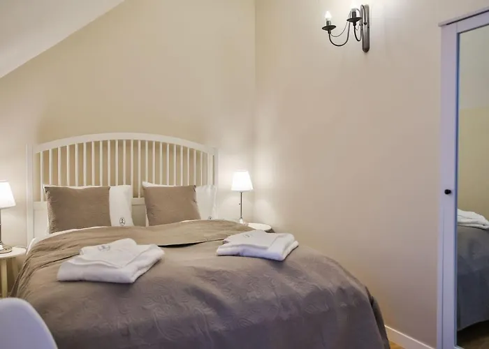 Panzió 4 Pory Roku & Uznam