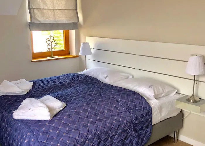 4 Pory Roku & Uznam Swinoujscie