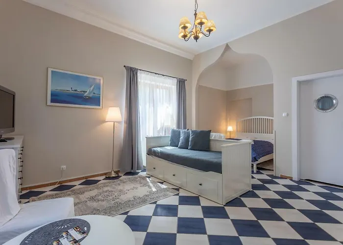 4 Pory Roku&uznam Nocleg ze śniadaniem