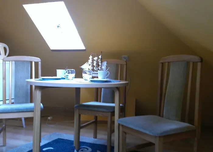 Panzió 4 Pory Roku & Uznam